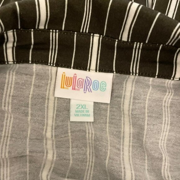 Lularoe Valentina‎ - Picture 5 of 7